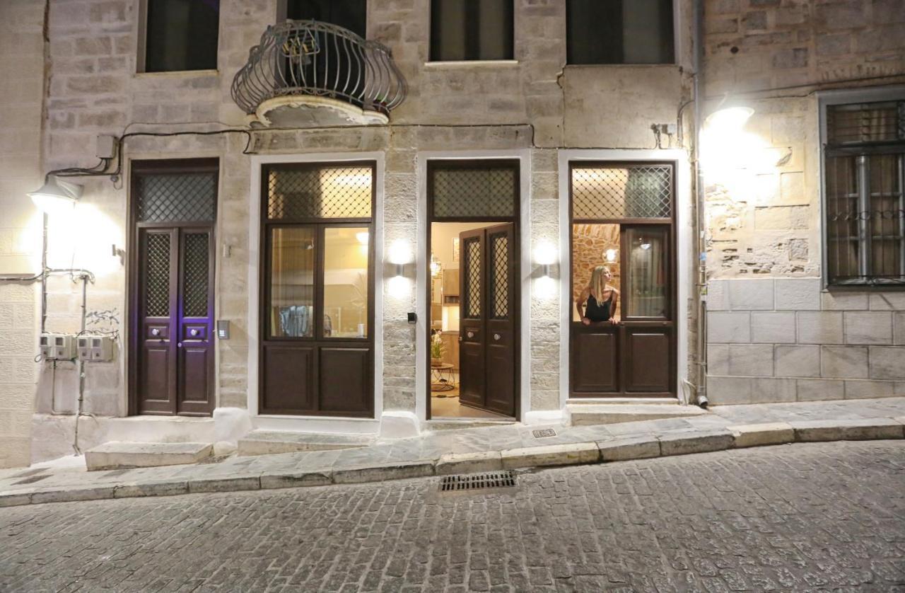 One Suite Syros Ermoupoli Ngoại thất bức ảnh