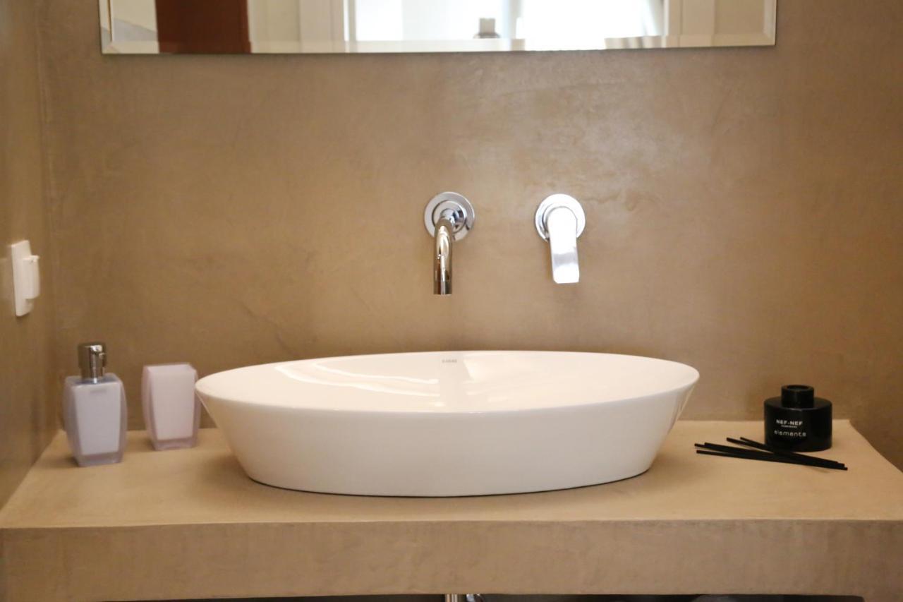 One Suite Syros Ermoupoli Ngoại thất bức ảnh