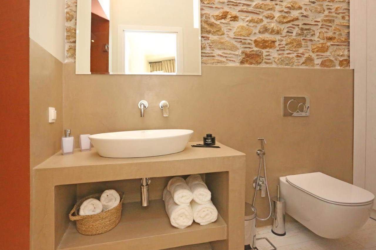One Suite Syros Ermoupoli Ngoại thất bức ảnh
