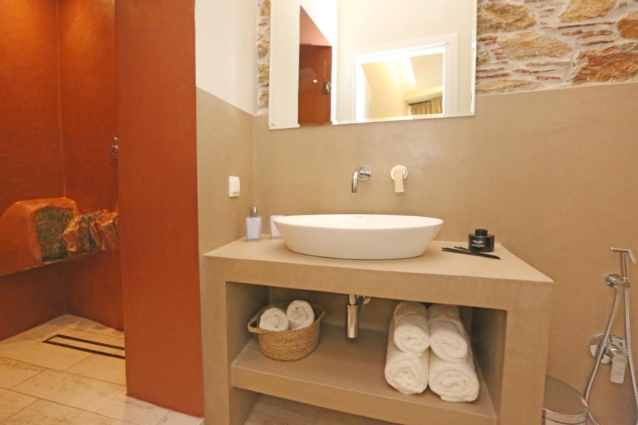 One Suite Syros Ermoupoli Ngoại thất bức ảnh