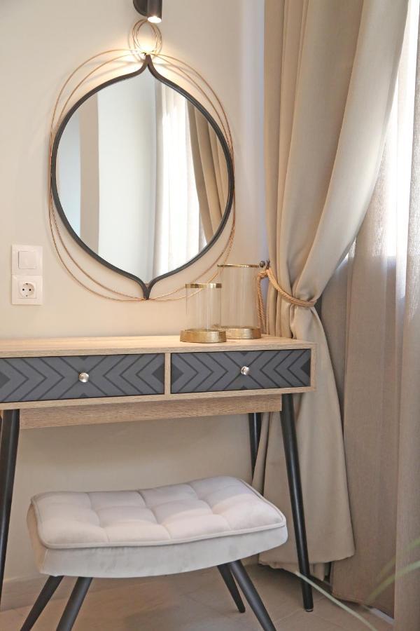One Suite Syros Ermoupoli Ngoại thất bức ảnh